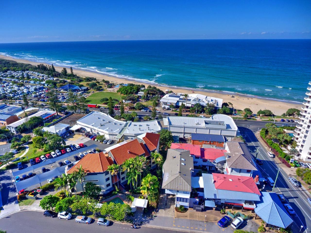 Coolum Beach Resort Buitenkant foto